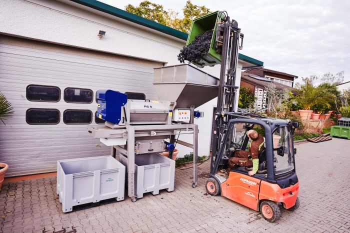 Szypułkarka do winogron AS