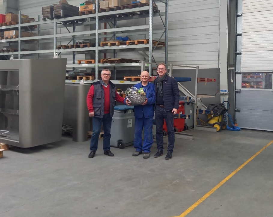 ZASŁUŻONA EMERYTURA WIELOLETNIEGO PRACOWNIKA